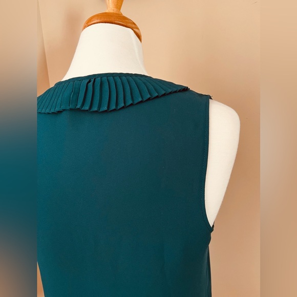 Beautiful Banana Republic blouse, size S petite - Picture 5 of 6